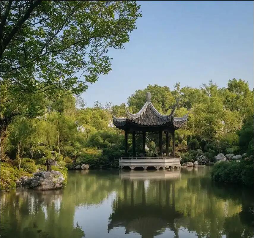 雷州夏日土建有限公司